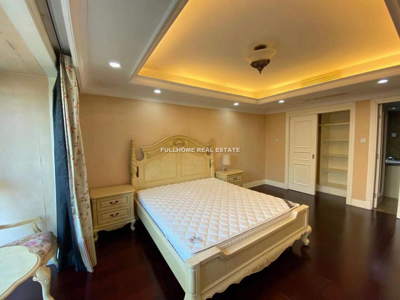 Chateau Edinburg - Interior view 5, Beijing rental property