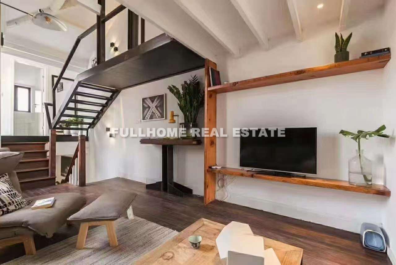 Same compound: No. 306 South Xiangyang Road Old House, 2 bedrooms in Shanghai