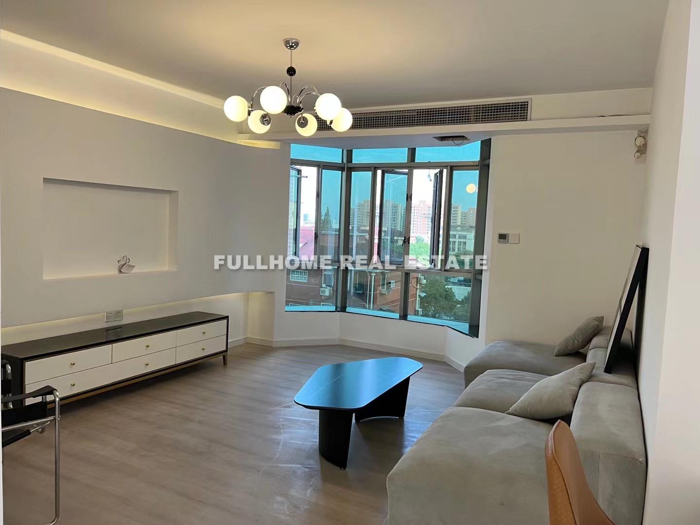 Hong Wei Ge - 3 bedroom apartment in Shanghai, Downtown, Downtown