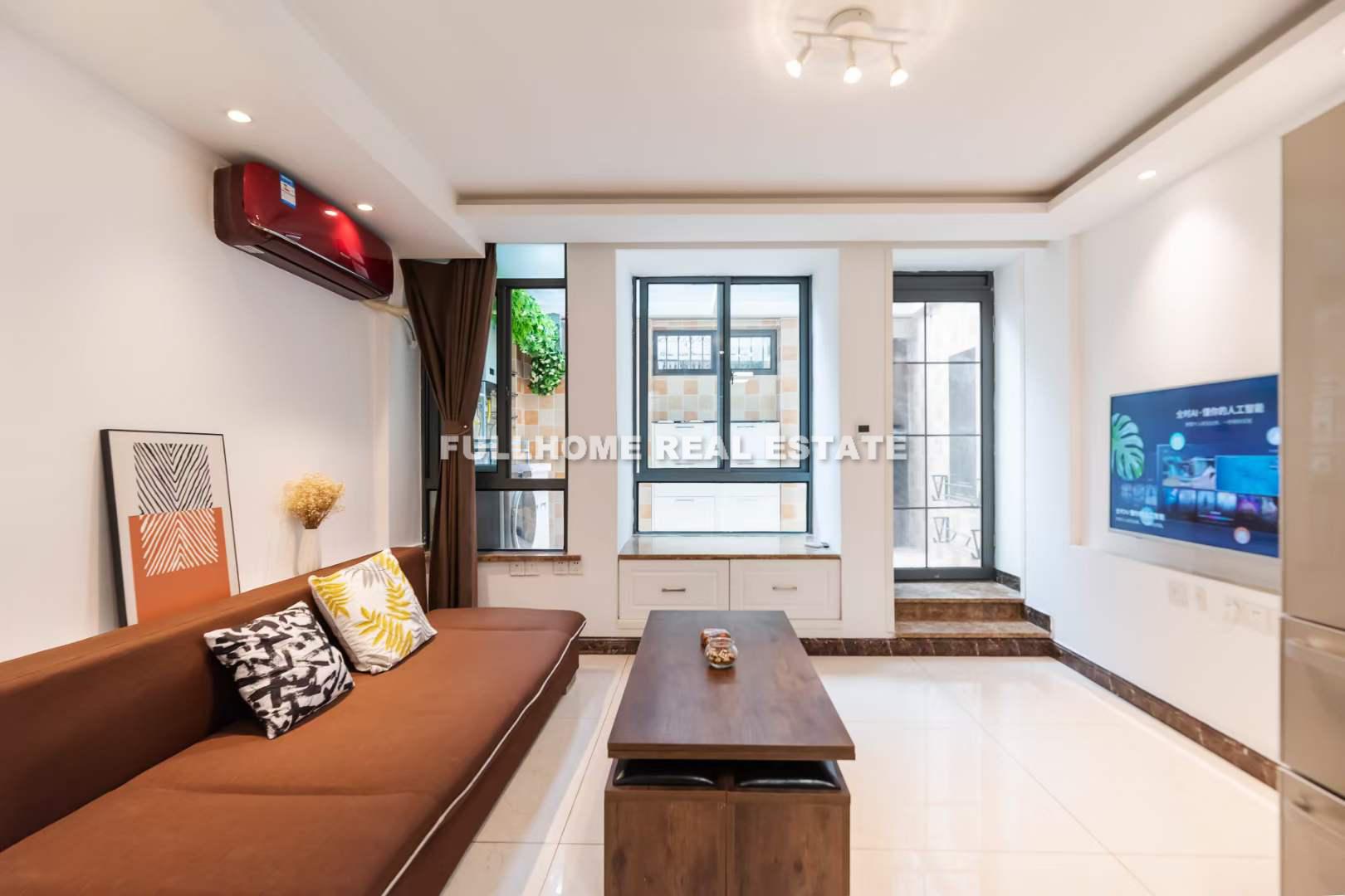Lane 201-400 West Jianguo Road Old House  - 1 bedroom apartment in Shanghai, FFC, Downtown