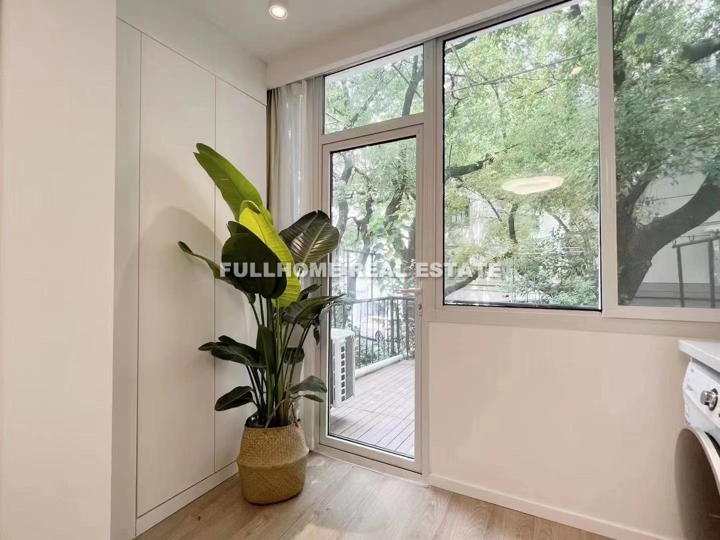 Lane 100-2000 West Nan Jing Road Old House - Interior view 8, Shanghai rental property