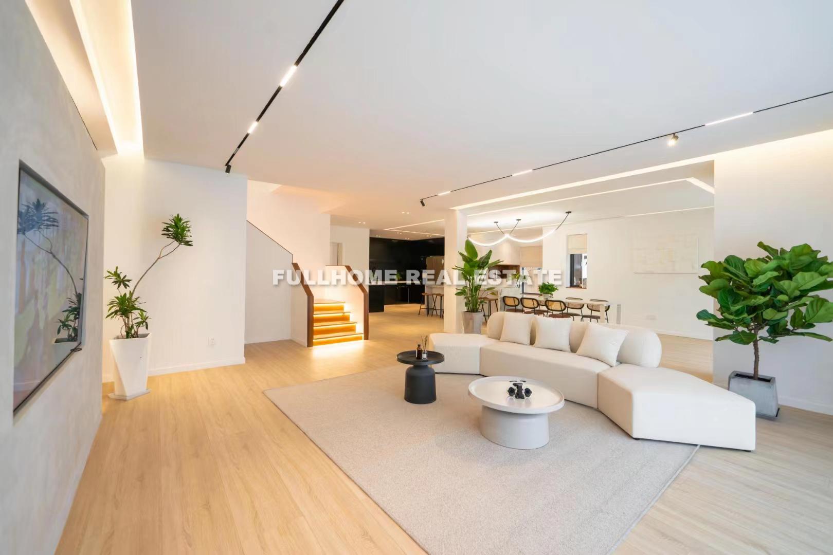 Western Suburban Garden - 5 bedroom apartment in Shanghai, Qingpu, Suburb