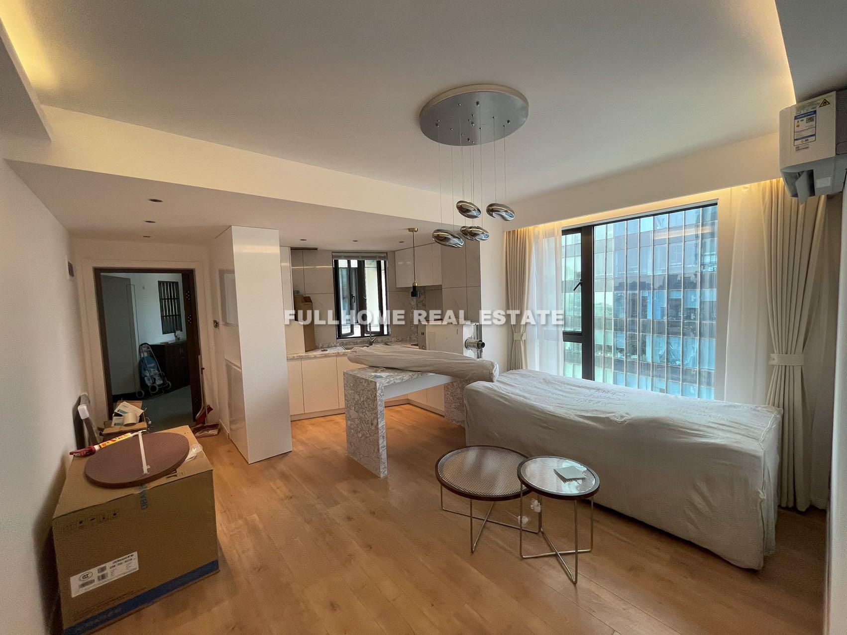 Top Of City - 2 bedroom apartment in Shanghai, People Square, Downtown