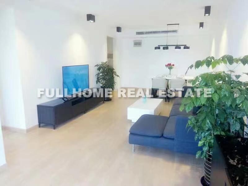 Jingan Gui Garden - 2 bedroom apartment in Shanghai, Jing An, Downtown