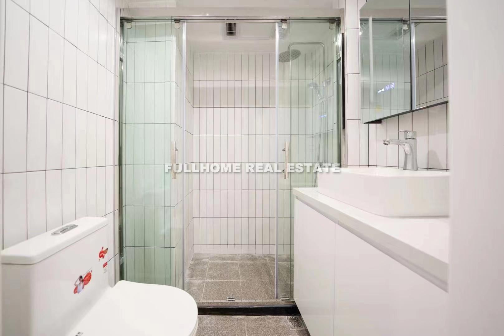 Lane 1-1000 Changning Road Old House	 - Interior view 2, Shanghai rental property
