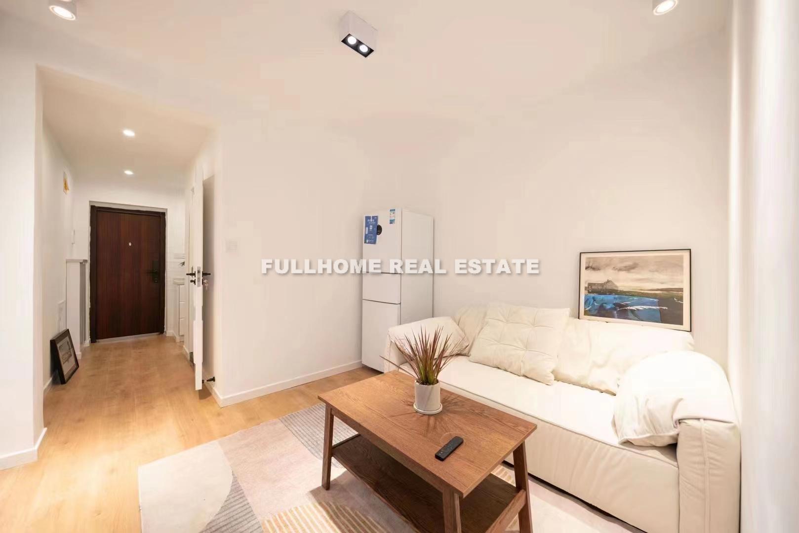 Lane 1-1000 Changning Road Old House	 - Interior view 3, Shanghai rental property