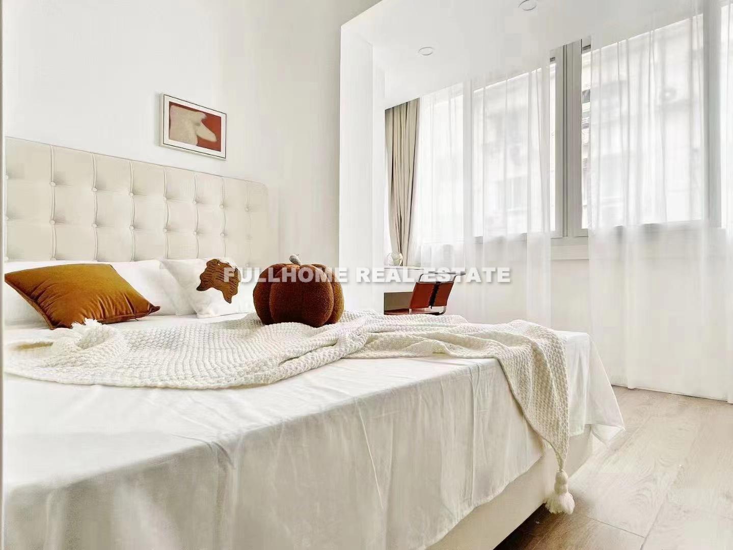 Lane 1-1000 Changning Road Old House	 - Interior view 3, Shanghai rental property
