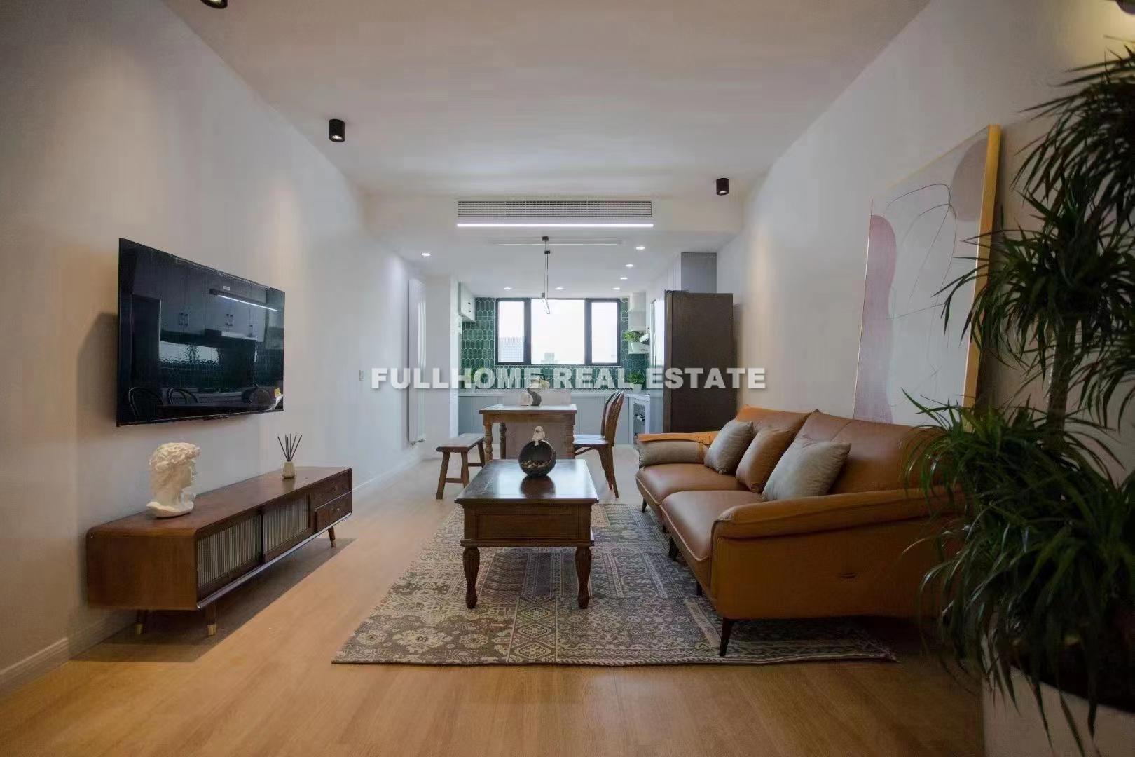 Same compound: Xinhuo Apartment, 2 bedrooms in Shanghai