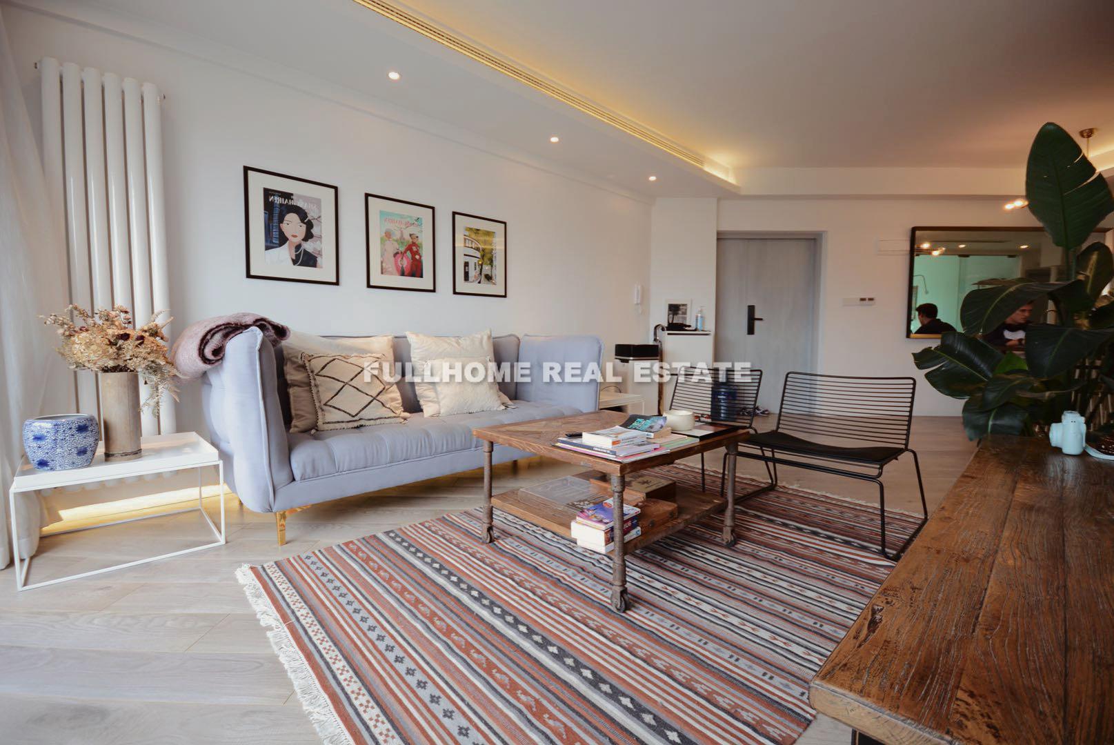 Chez Moi - 3 bedroom apartment in Shanghai, Jing An, Downtown