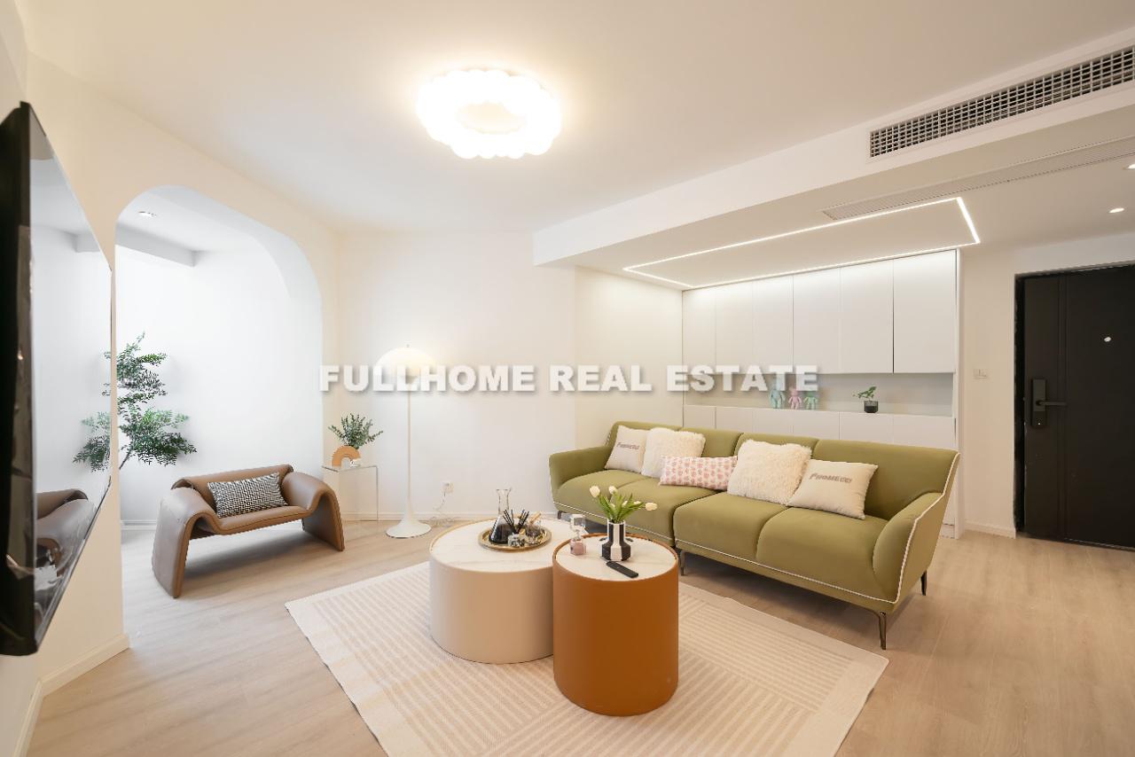 Shi Ye Appartment - 3 bedroom apartment in Shanghai, Xujiahui, Downtown