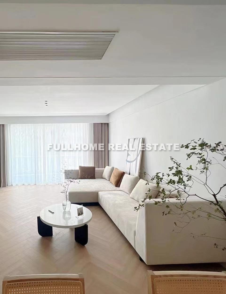MingYuan Century City - 3 bedroom apartment in Shanghai, FFC, Downtown