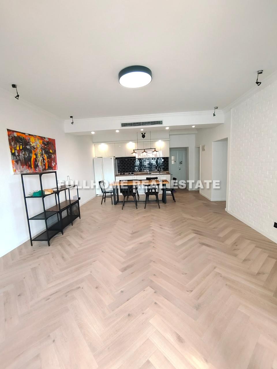 MingYuan Century City - 3 bedroom apartment in Shanghai, FFC, Downtown