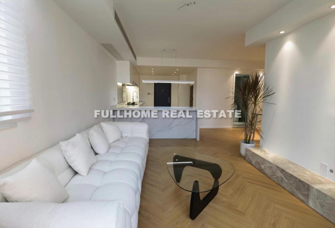 Zihong Apartment - 3 bedroom apartment in Shanghai, Tianshan, Hongqiao