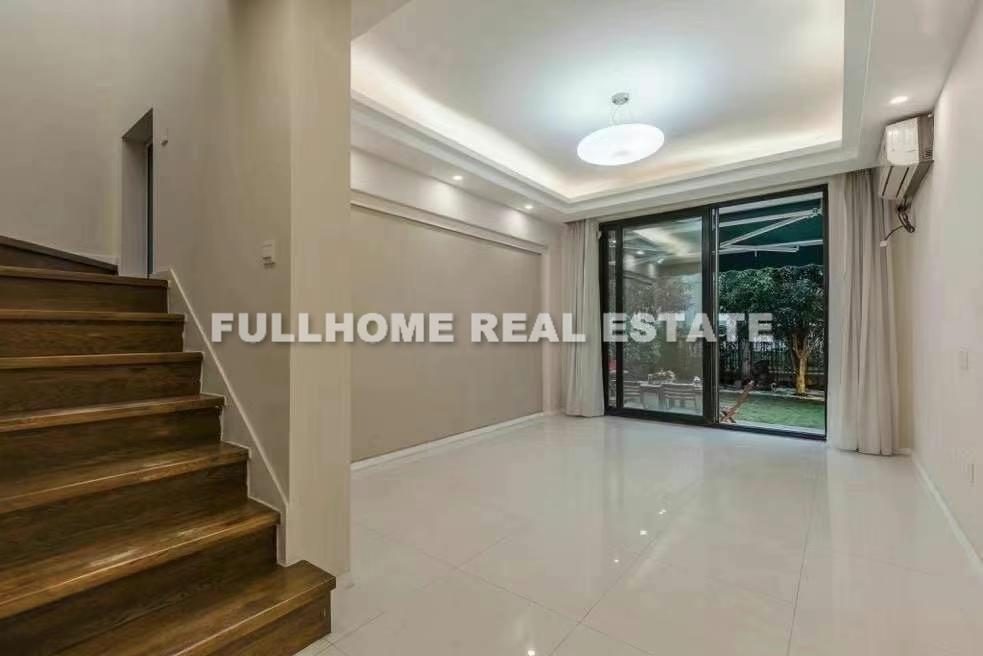 Similar property: Hu Ji Garden, 2 bedrooms, 120 sqm in Shanghai