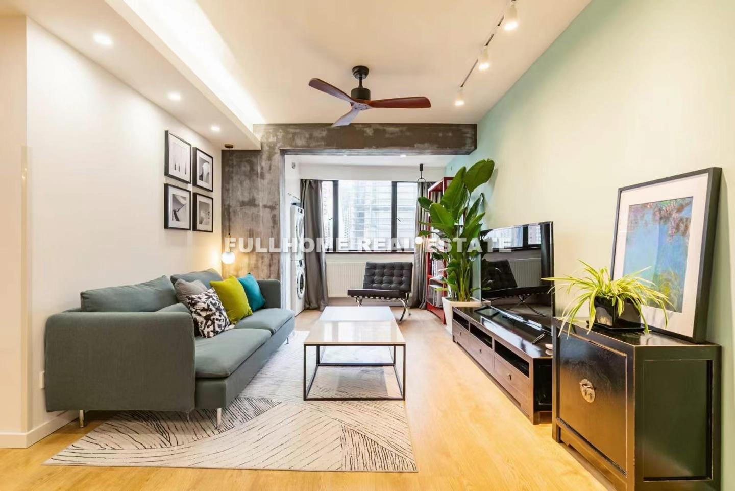 Same compound: Dingxin Apartment, 3 bedrooms in Shanghai
