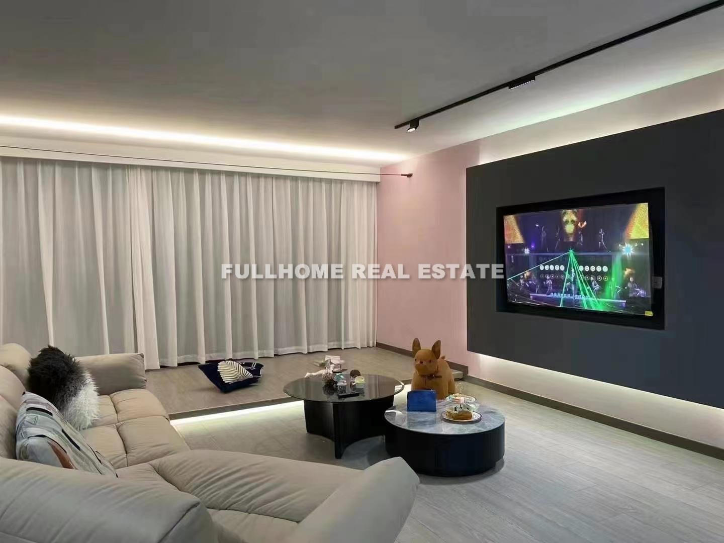 Zhongfu City Phase Ⅲ - 4 bedroom apartment in Shanghai, People Square, Downtown