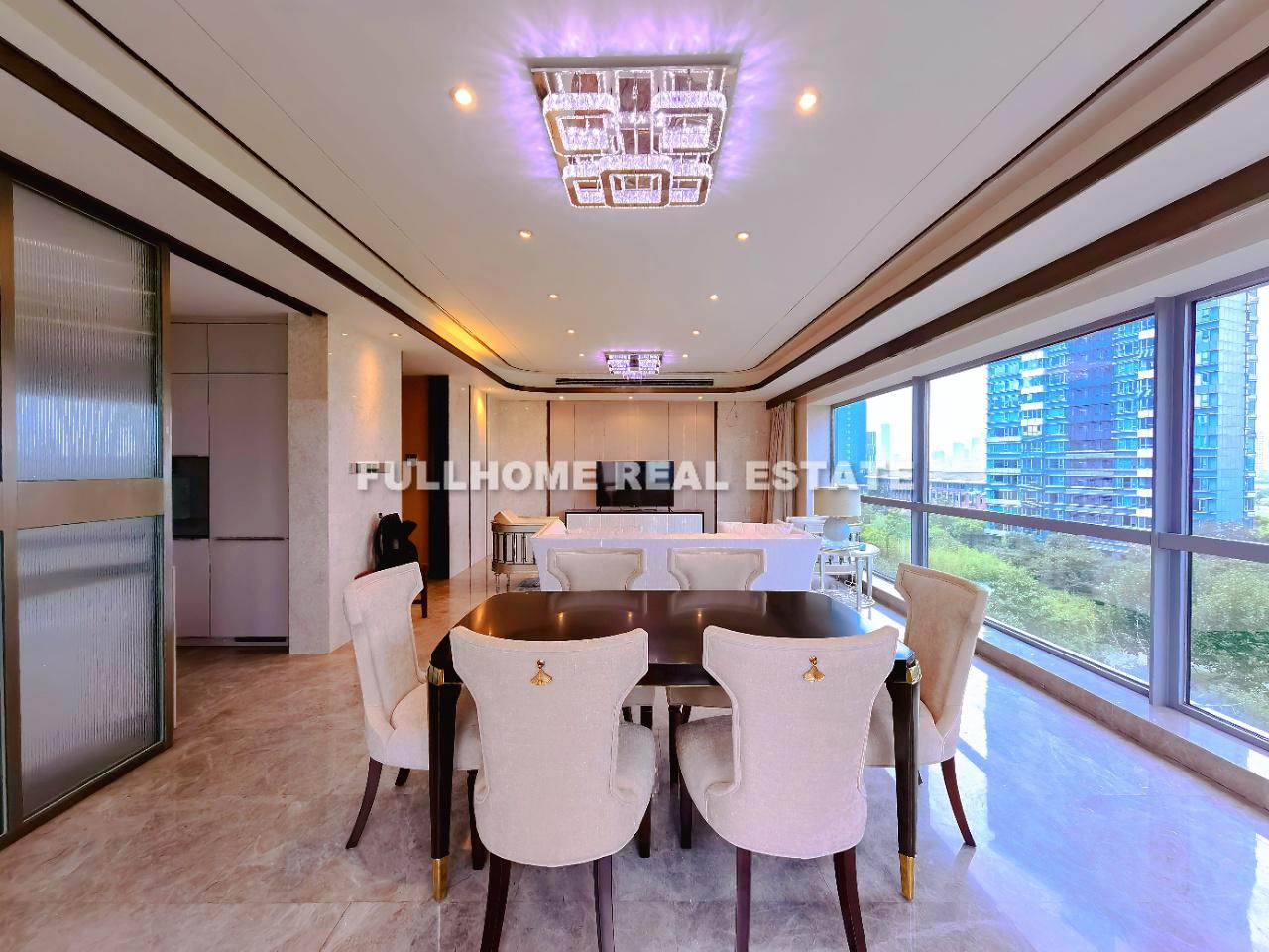 Emerald Riverside - 3 bedroom apartment in Shanghai, Lujiazui, Pudong
