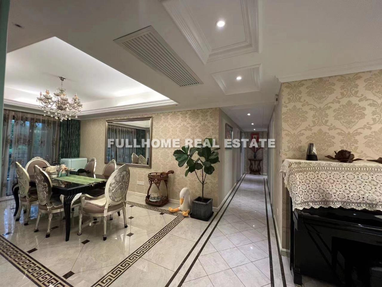Yanlord Garden - 4 bedroom apartment in Shanghai, Lujiazui, Pudong