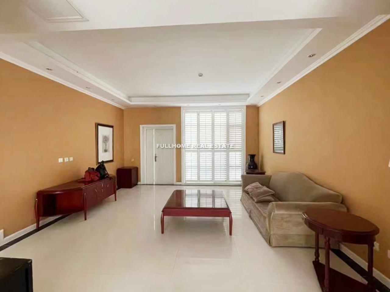 Similar property: Yosemite, 4 bedrooms, 356 sqm in Beijing