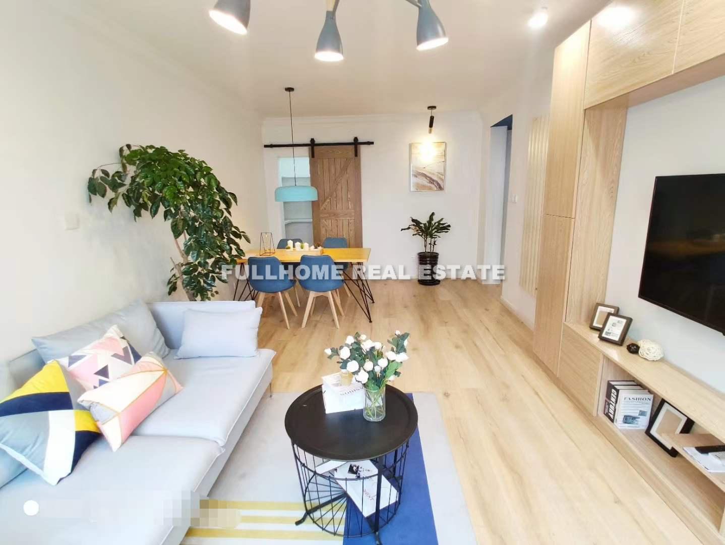 Same compound: Tiancheng Garden, 2 bedrooms in Shanghai