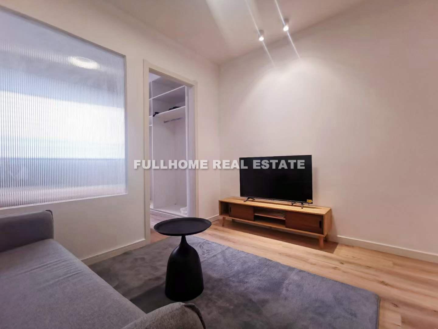 Same compound: Kehui Apartment, 1 bedrooms in Shanghai