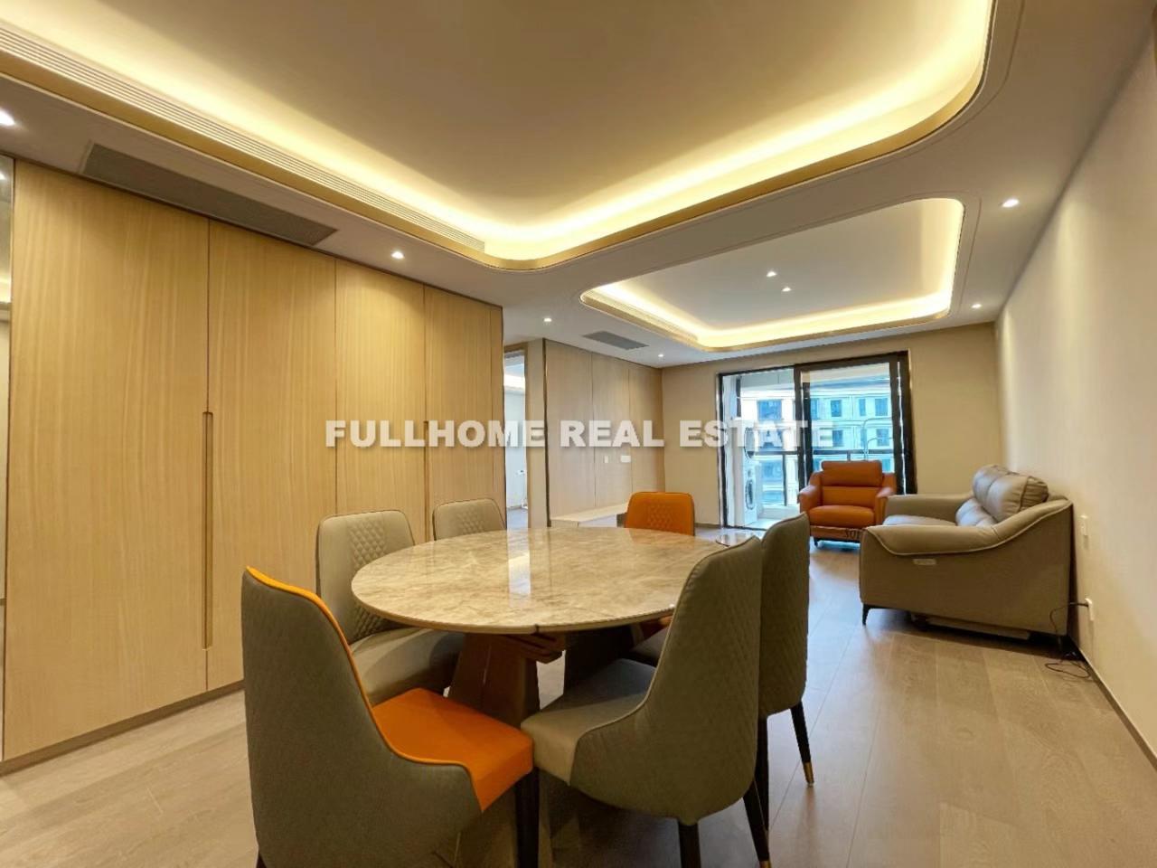 Jing An Tian Yu - 3 bedroom apartment in Shanghai, Downtown, Downtown