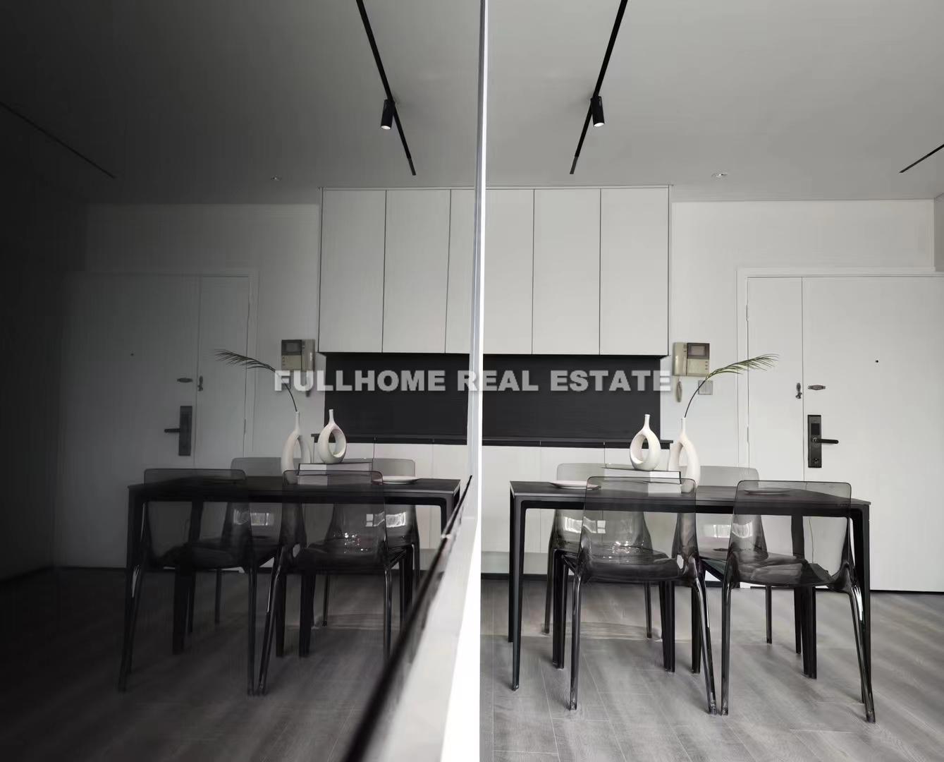 Oriental Manhattan - 2 bedroom apartment in Shanghai, Xujiahui, Downtown