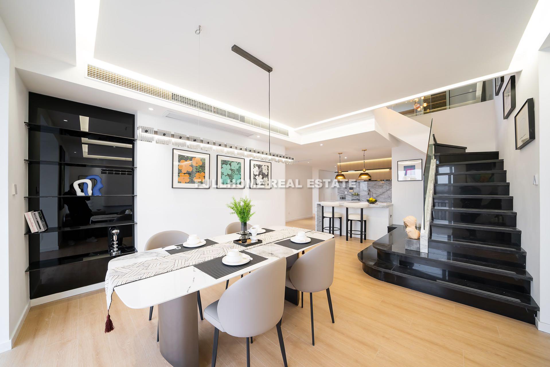 Bin Jiang Ming Ren Yuan - 3 bedroom apartment in Shanghai, The Bund, Downtown