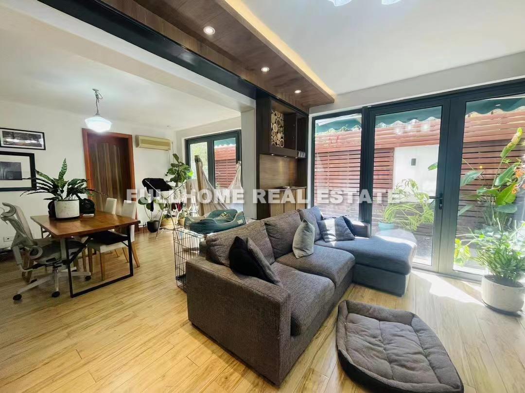 No.1-700 Xinhua Road Old House - 2 bedroom apartment in Shanghai, Hongqiao, Hongqiao