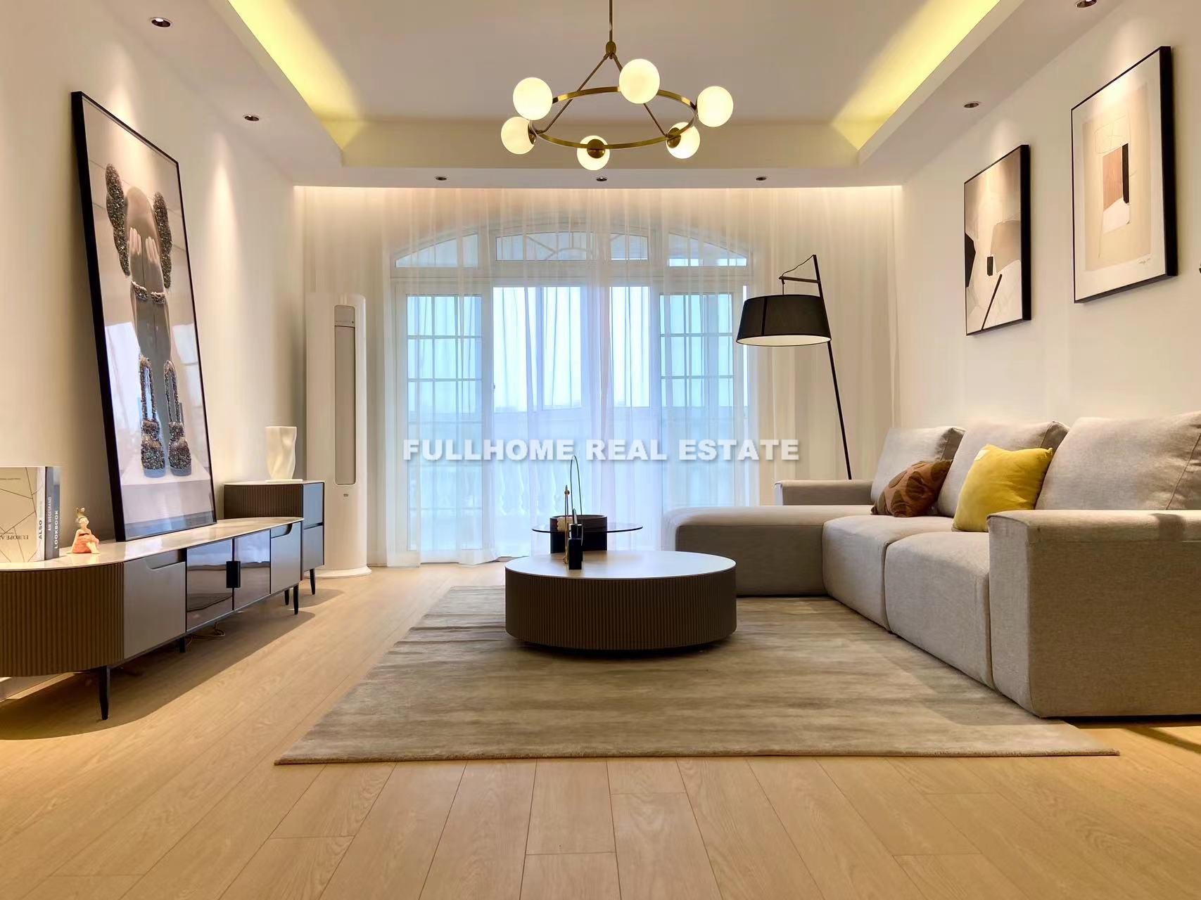 Pujiang Apartment - 3 bedroom apartment in Shanghai, Downtown, Downtown