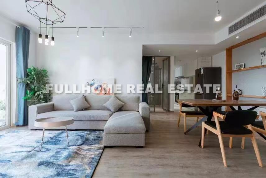 Same compound: Sunshine Garden, 2 bedrooms in Shanghai