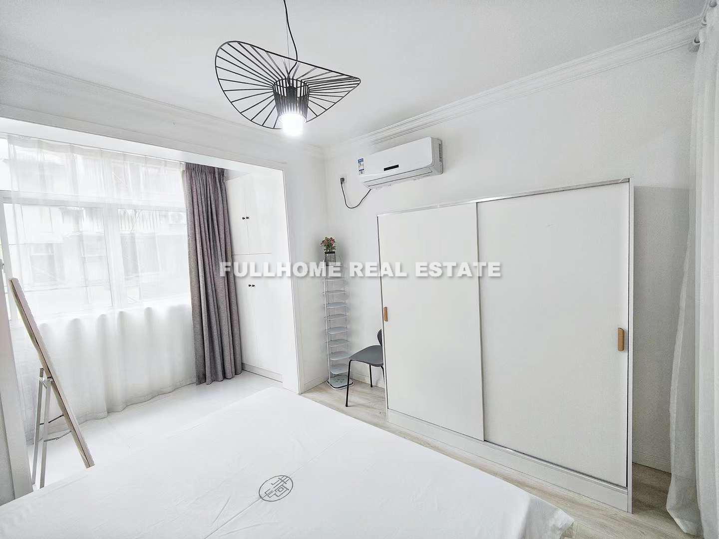 Lane 1-1000 Changning Road Old House	 - Interior view 7, Shanghai rental property
