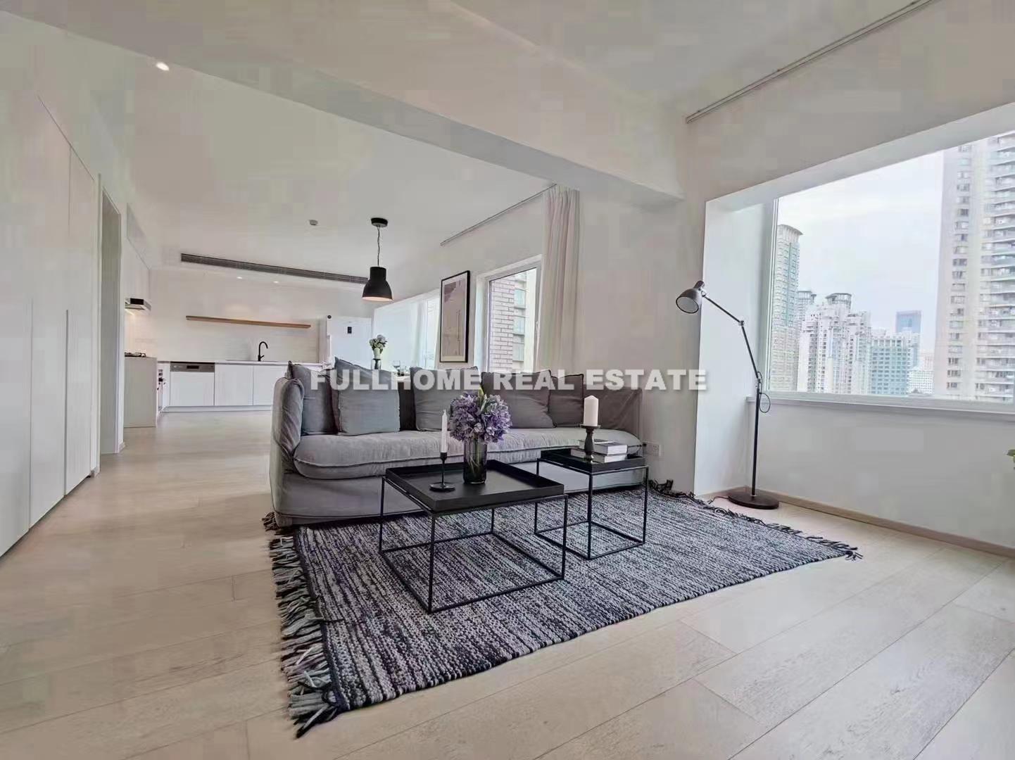 Same compound: Huashan Garden, 3 bedrooms in Shanghai