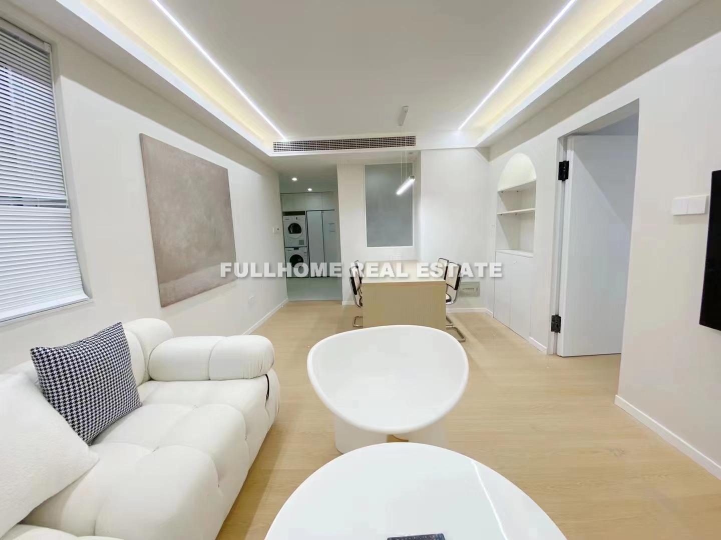 Same compound: Shunyuan Zhiyayuan, 1 bedrooms in Shanghai