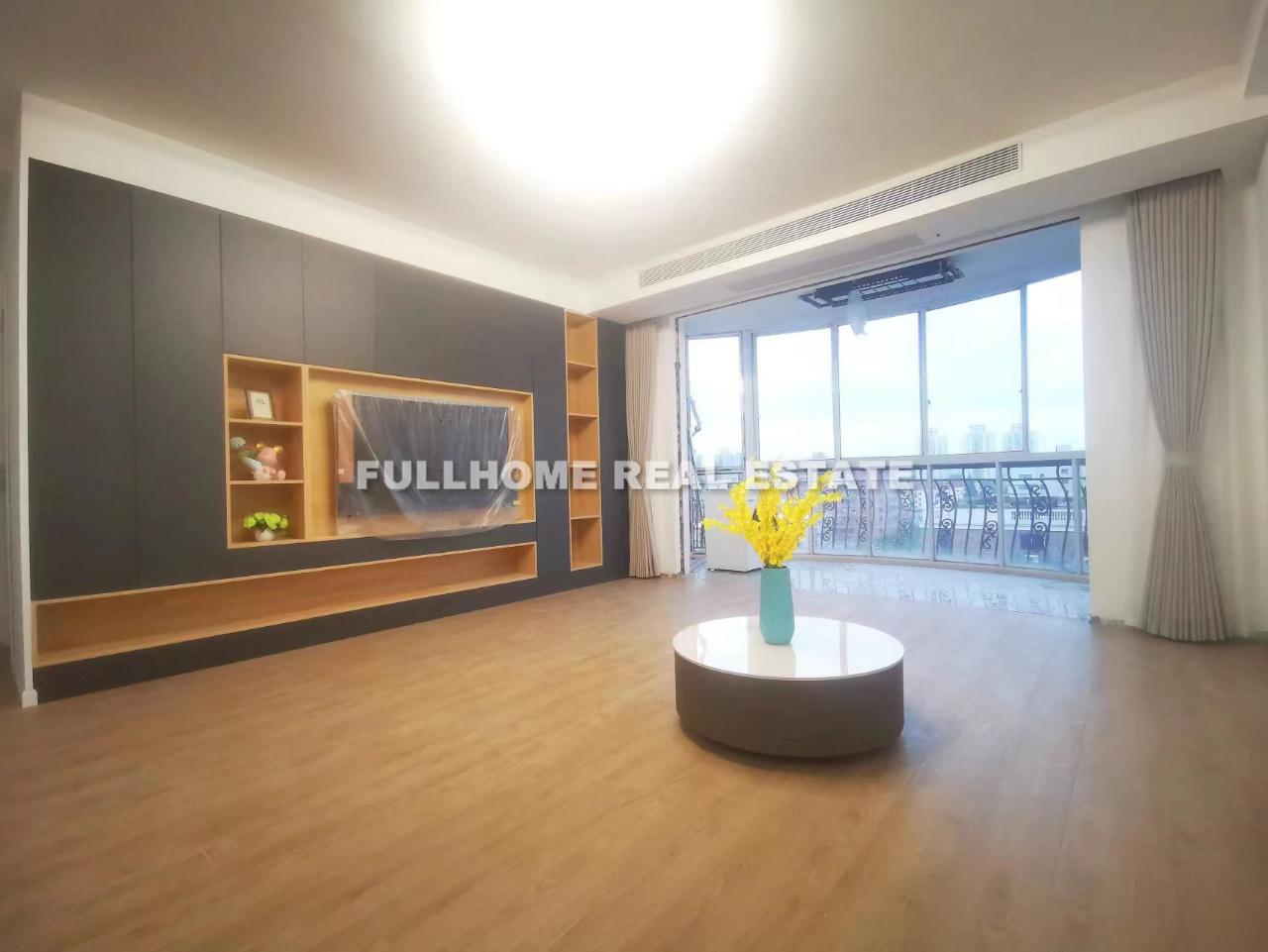 Weining Garden - 3 bedroom apartment in Shanghai, Downtown, Downtown