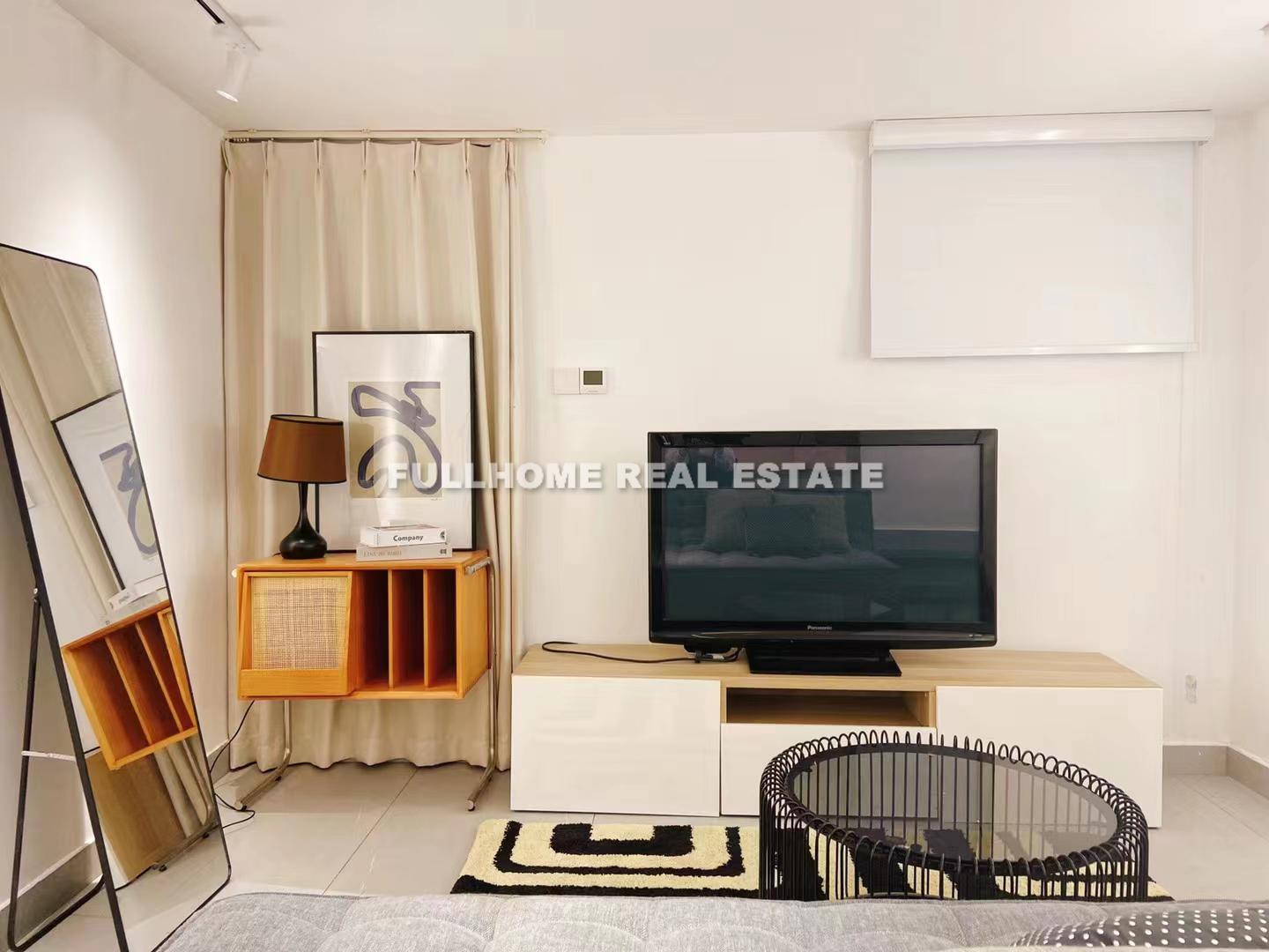 Lane 1-200 Taian Road Old House - 1 bedroom apartment in Shanghai, Downtown, Downtown