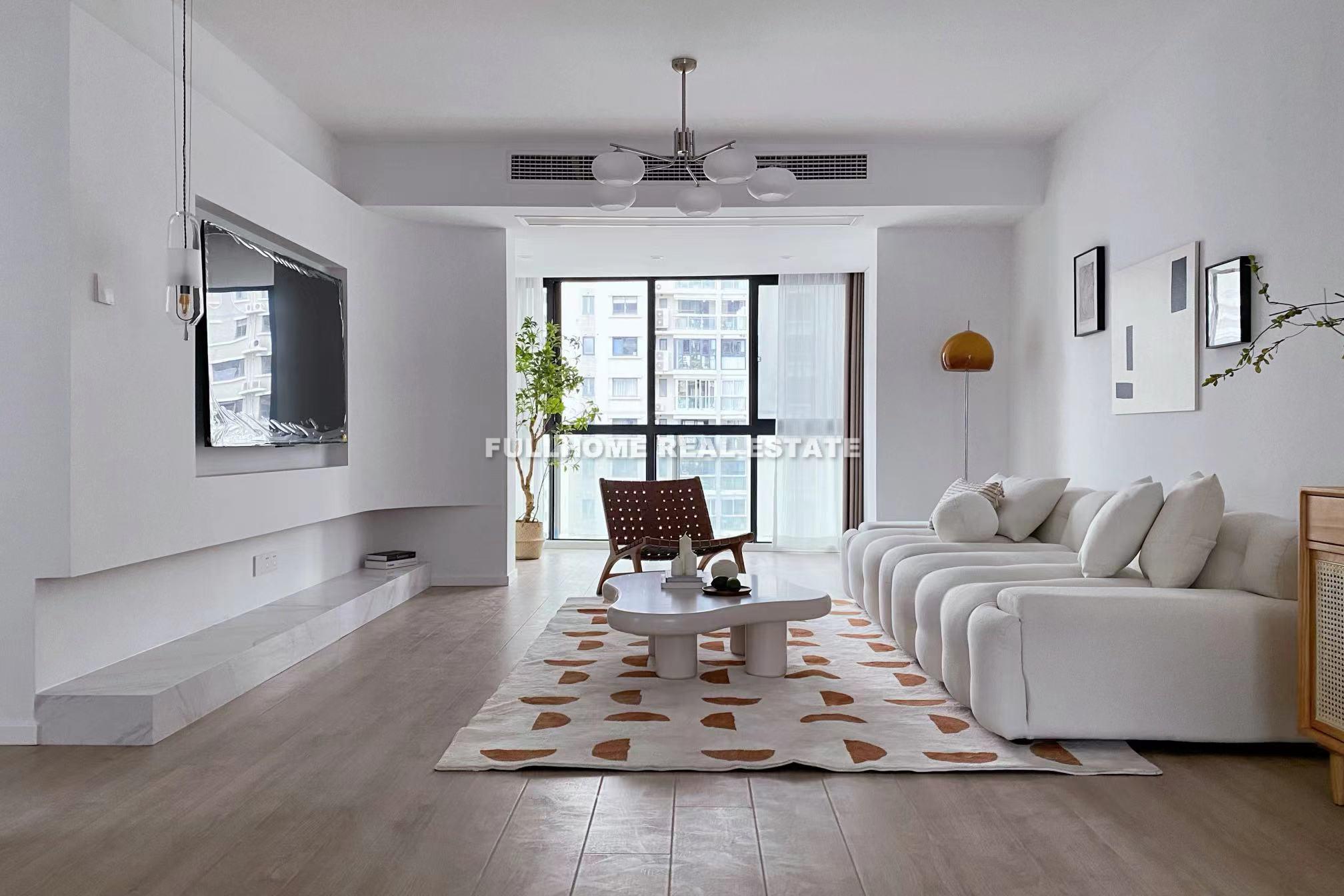 Jing An Li She - 3 bedroom apartment in Shanghai, Jing An, Downtown