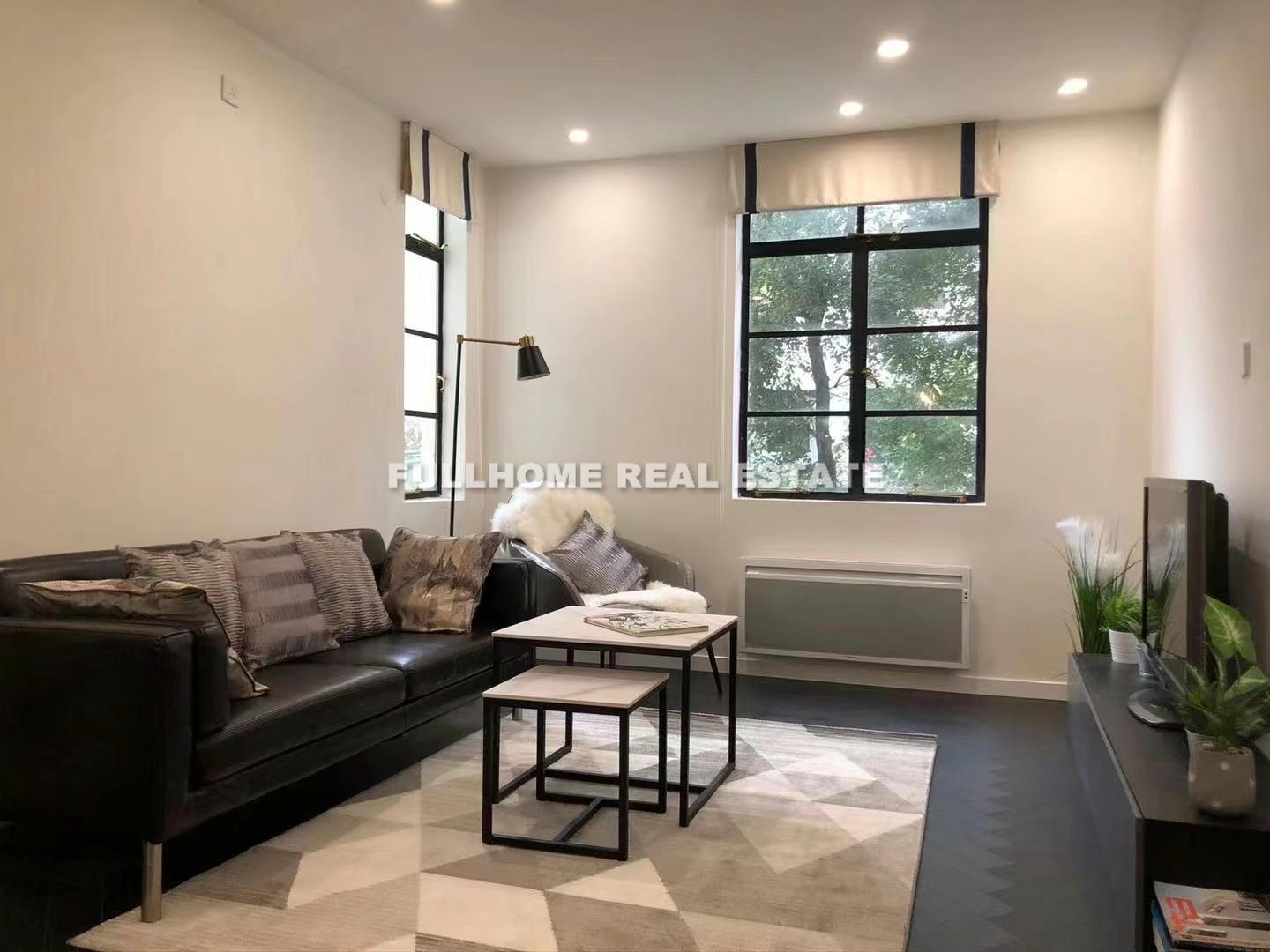 Lane 1-200 Taian Road Old House - 2 bedroom apartment in Shanghai, Downtown, Downtown