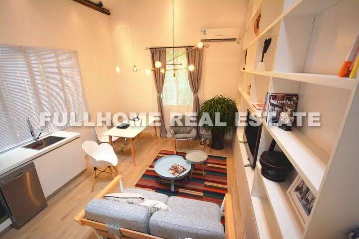 Lane 1-1000 Weihai Road Old House - Interior view 5, Shanghai rental property
