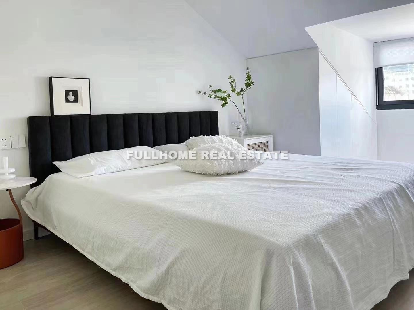 Lane 500-1000 Julu Road Old House	 - Interior view 4, Shanghai rental property