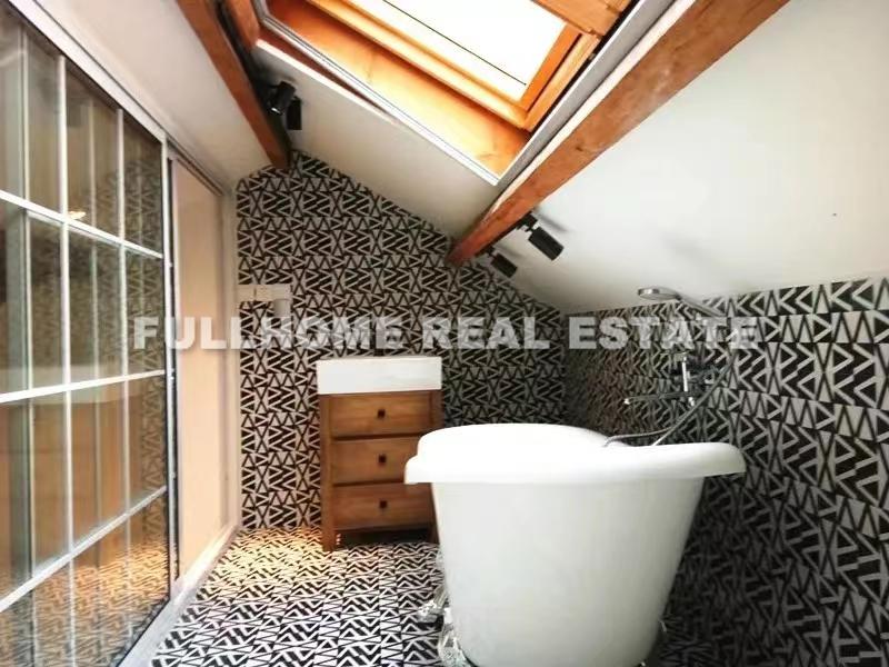 Lane 1-1000 Weihai Road Old House - Interior view 14, Shanghai rental property