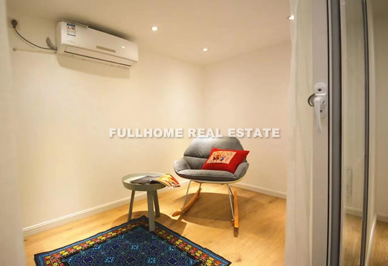 Lane 1-1000 Weihai Road Old House - Interior view 4, Shanghai rental property