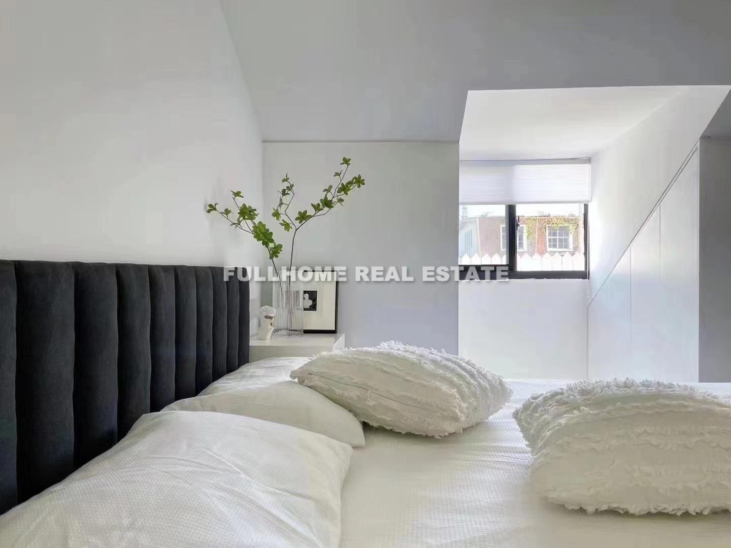 Lane 500-1000 Julu Road Old House	 - Interior view 2, Shanghai rental property