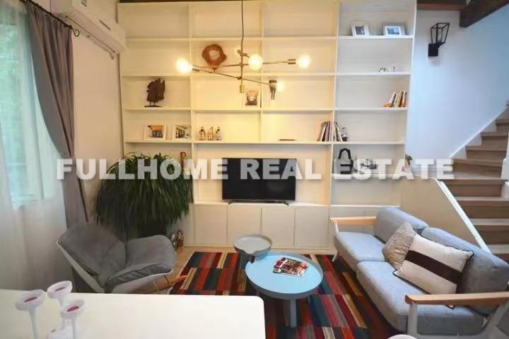 Lane 1-1000 Weihai Road Old House - Interior view 3, Shanghai rental property