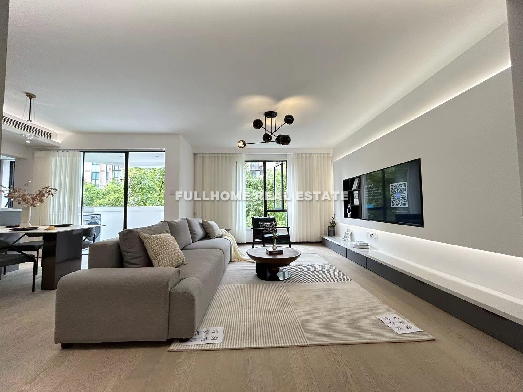 Xin Tian Di Riverside Garden - 1 bedroom apartment in Shanghai, Gubei, Hongqiao