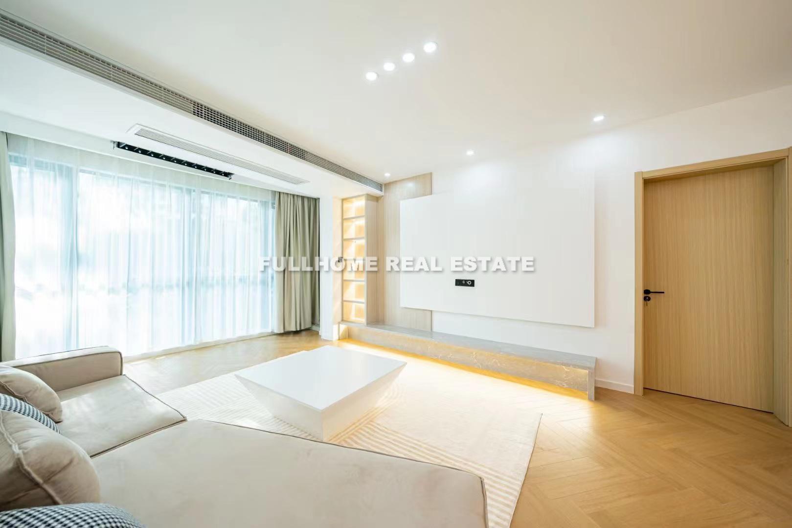 Moon River - 3 bedroom apartment in Shanghai, Putuo, Downtown