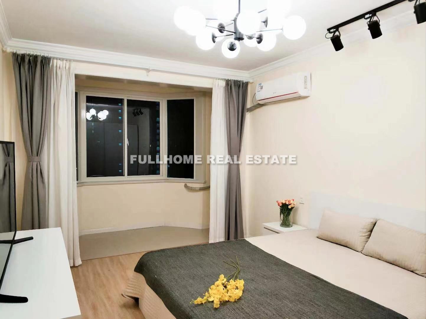 Zhao Jia Qiao - 2 bedroom apartment in Shanghai, Jing An, Downtown