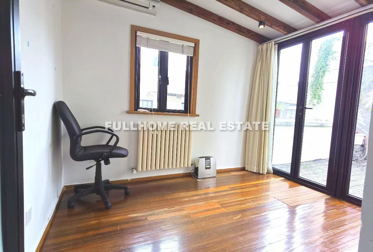 Lane 1501-2500 Middle Huaihai Road Old House	 - Interior view 4, Shanghai rental property