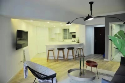 Same compound: Lane 1-2000 Kangding Road Old House, 2 bedrooms in Shanghai