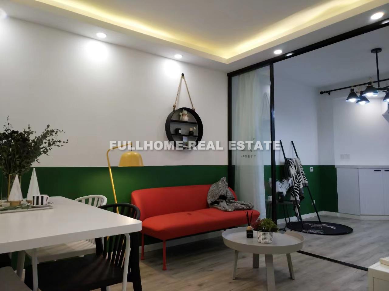 Same compound: Xin Ming Apartment, 2 bedrooms in Shanghai